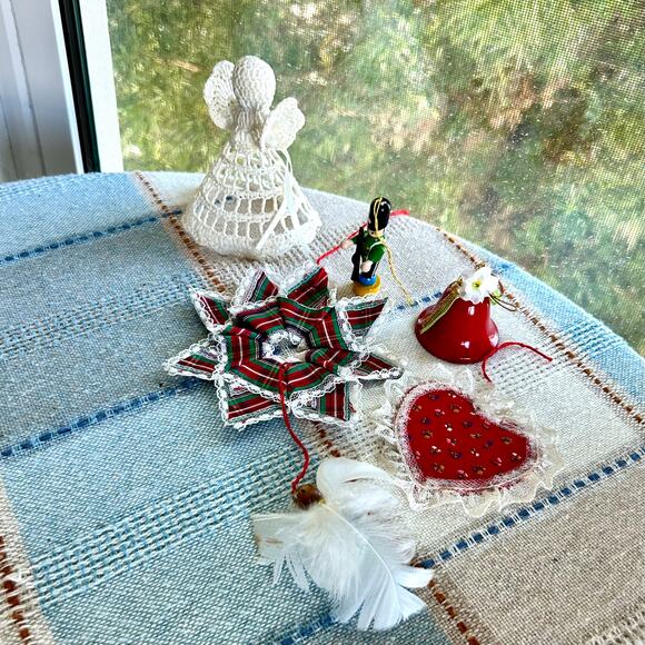 6 Vintage Christmas Ornaments Handmade Crochet Angel, Soldier, Wreath & More - Picture 7 of 10